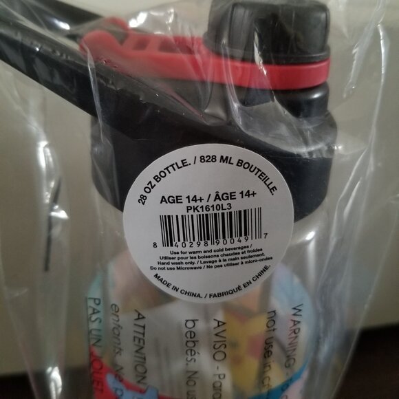 Pokemon 32 oz. Water Bottle - Picture 5 of 12